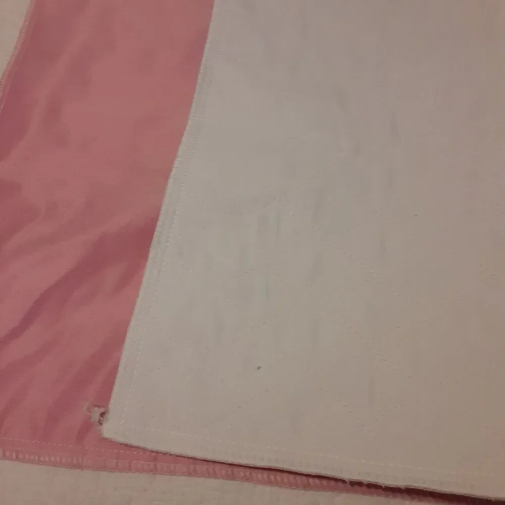 Medline Mattress Protector Pink &White